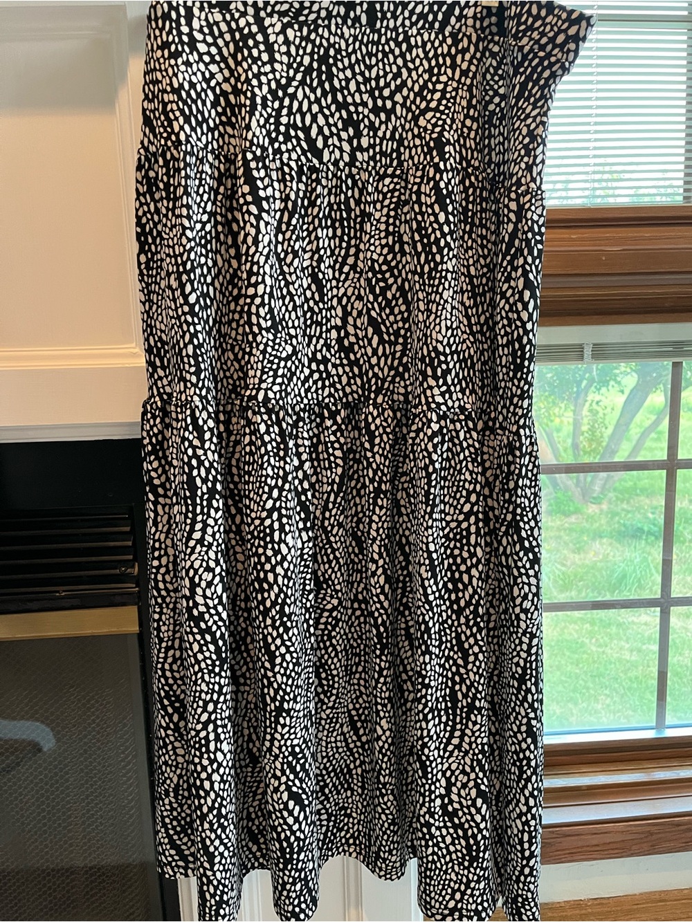 Simply Vera Vera Wang Black and White Printed Midi Skirt